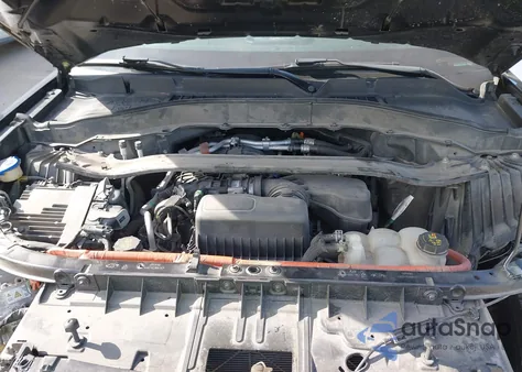 2020 Ford Police Interceptor z USA, uszkodzony, nr VIN 1FM5K8AW4LGC65531